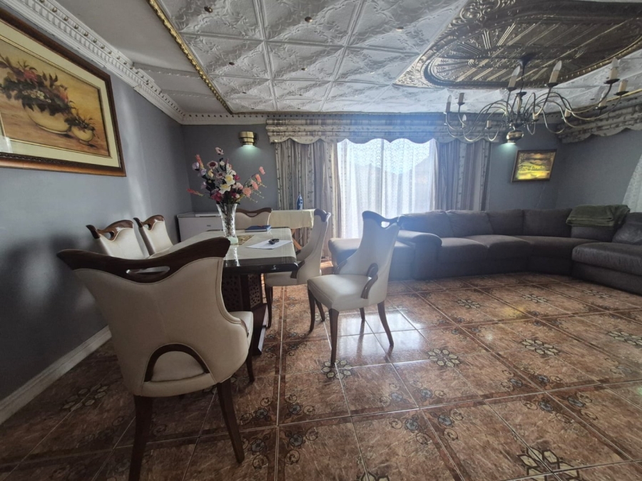 2 Bedroom Property for Sale in Motherwell Eastern Cape